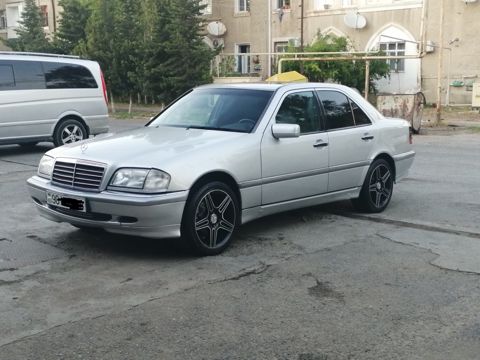 Mercedes C 230, 2.3 L, 1999 il, 333 300 km — Sumqayıt