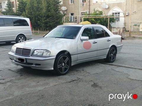 Mercedes C 230, 2.3 L, 1999 il, 333 300 km