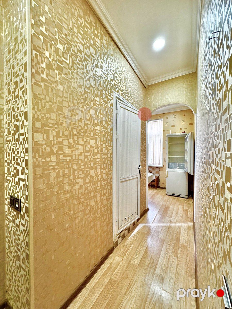 Satılır 1 otaqlı köhnə tikili 40 m² — Mənzil, Bakı (6)