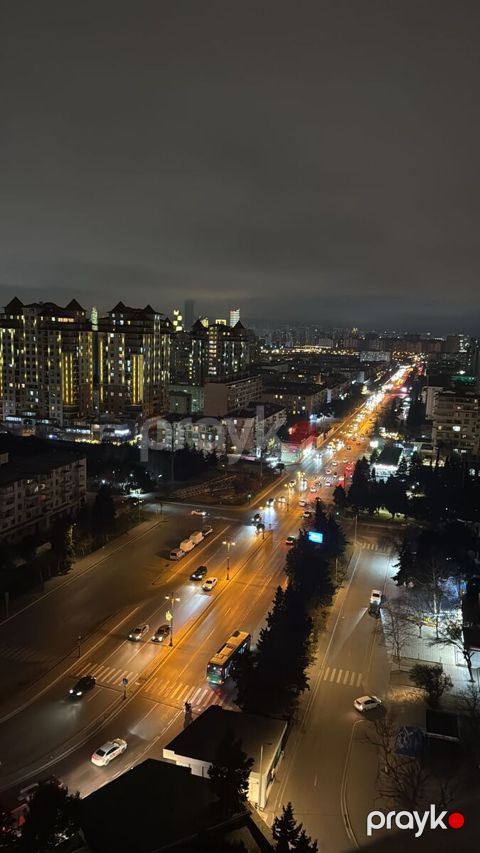 Satılır 3 otaqlı yeni tikili 75 m²