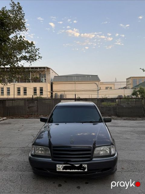 Mercedes C 250, 2.5 L, 1996 il, 326 530 km — Sumqayıt