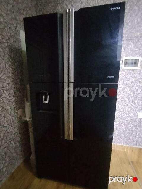 Hitachi dörd qapılı No Frost soyuducu - Rəng: parlaq qara şüşə ön