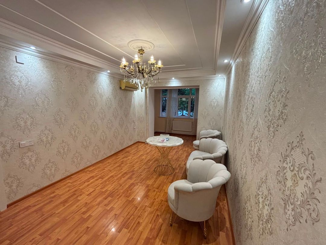 Satılır 2 otaqlı köhnə tikili 60 m² — Mənzil, Bakı (2)