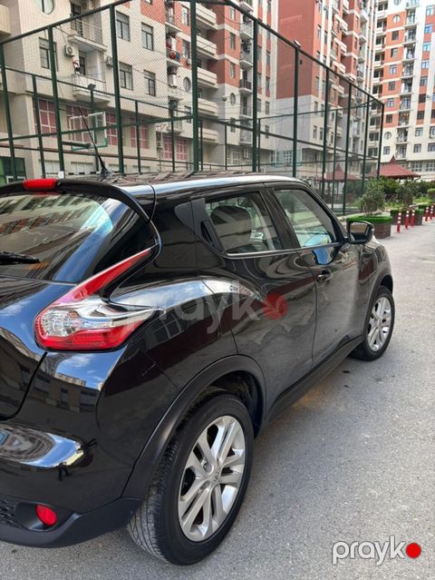 Nissan Juke — kompakt krossover kuzovlu, şəhər istifadəsi üçün uyğun