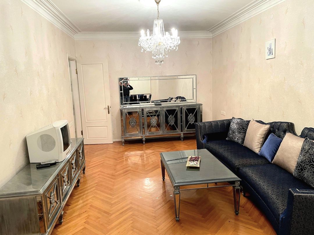 Satılır 3 otaqlı köhnə tikili 100 m² — Mənzil, Bakı (3)