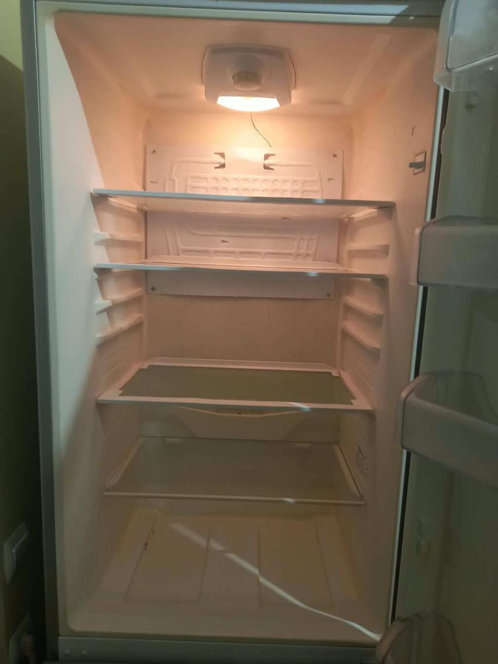 Altus iki qapılı soyuducu - Rəng: gümüşü (inox effekti), ön qapıda — Soyuducular, Gəncə (6)