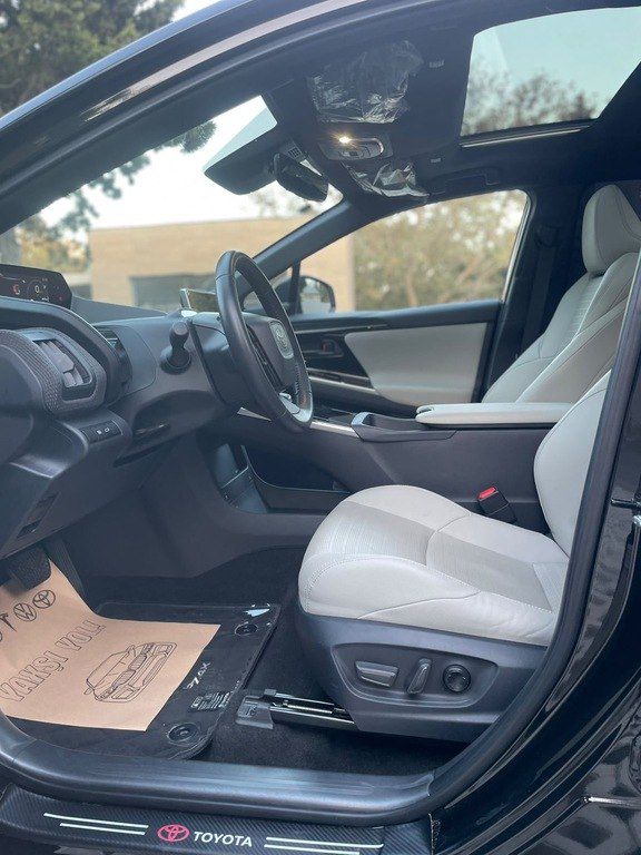 Toyota bZ4X, 71.4 kWh, 2023 il, 7 100 km — Avtomobillər, Bakı (7)