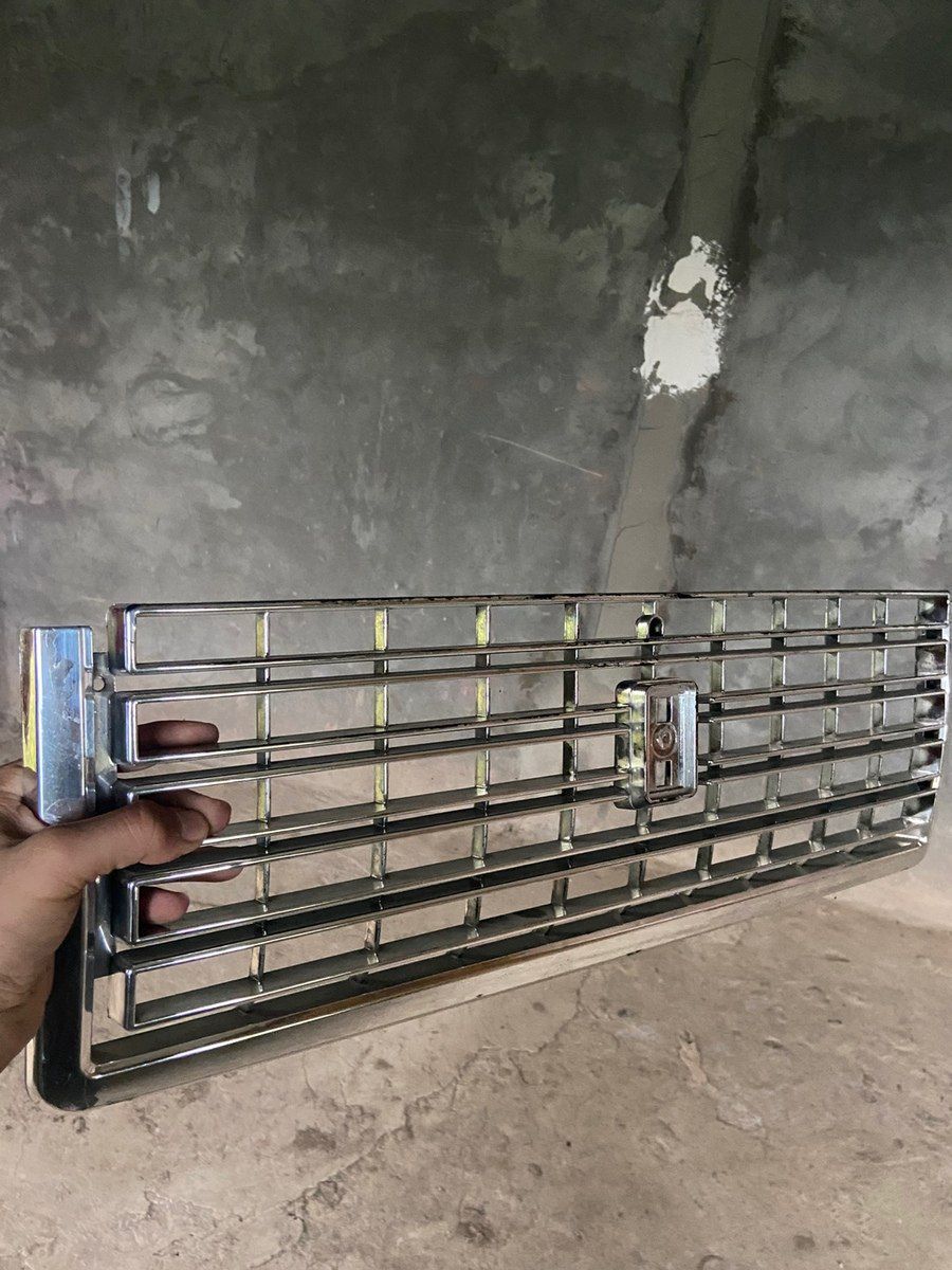 Lada (VAZ) 2107 radiator barmaqlığı — Ehtiyat hissələri və aksesuarlar, Quba (2)