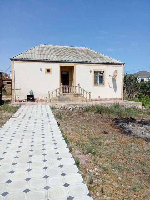 Satılır 3 otaqlı həyət evi/bağ evi 100 m² — Bakı