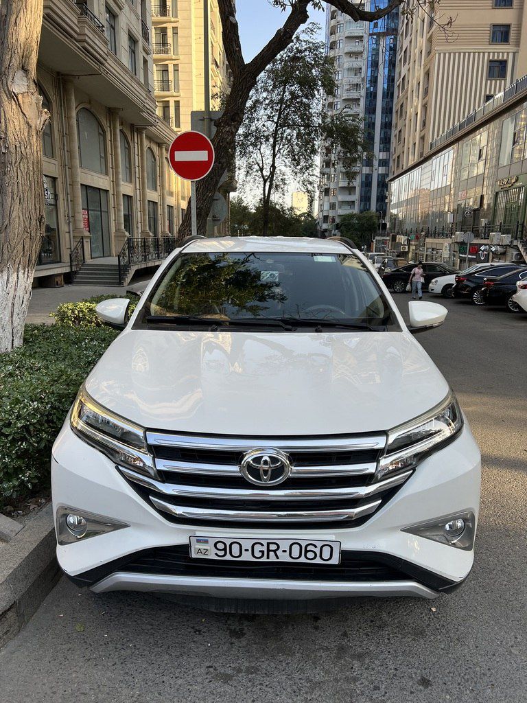 Toyota Rush, 1.5 L, 2020 il, 86 930 km — Avtomobillər, Bakı