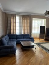 İcarəyə verilir 4 otaqlı yeni tikili 210 m² — Mənzil
