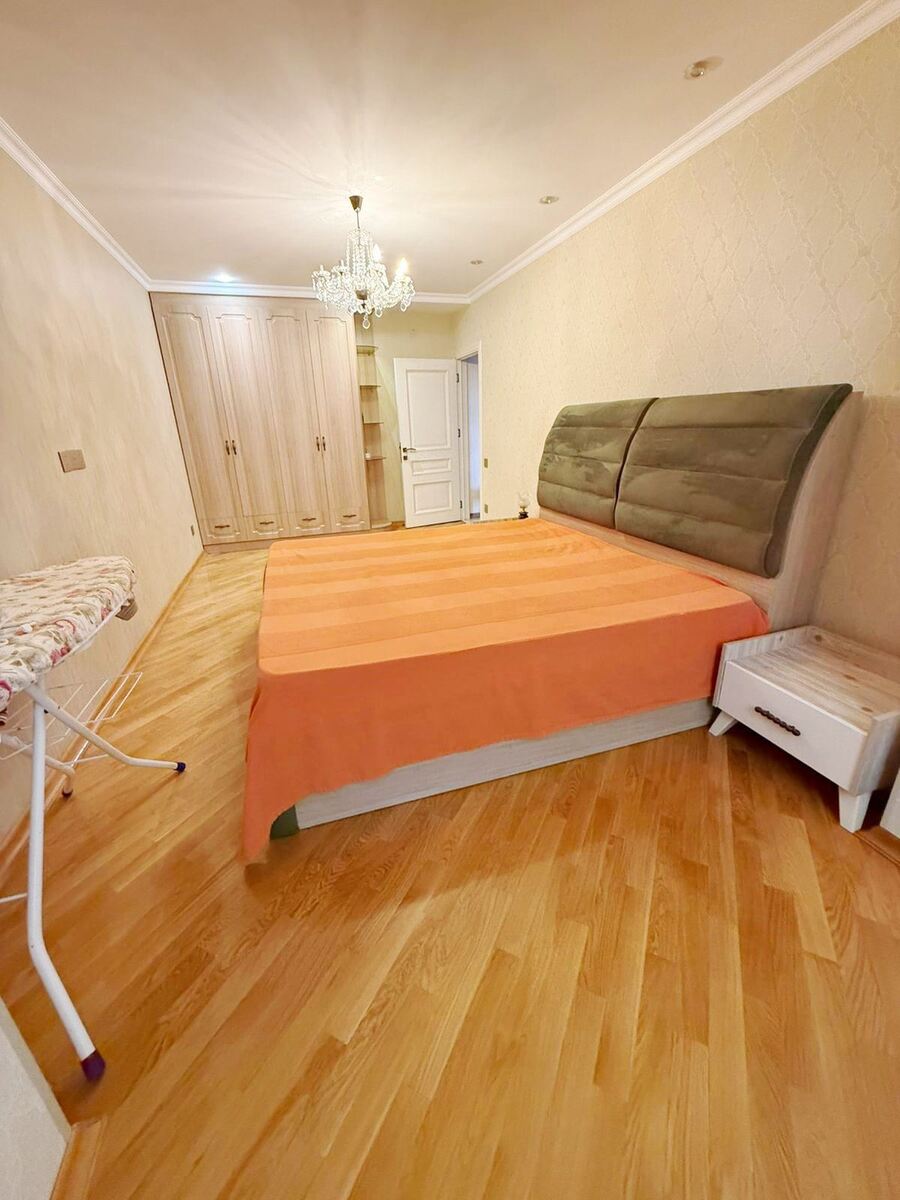 İcarəyə verilir 3 otaqlı köhnə tikili 92 m² — Mənzil, Bakı (4)