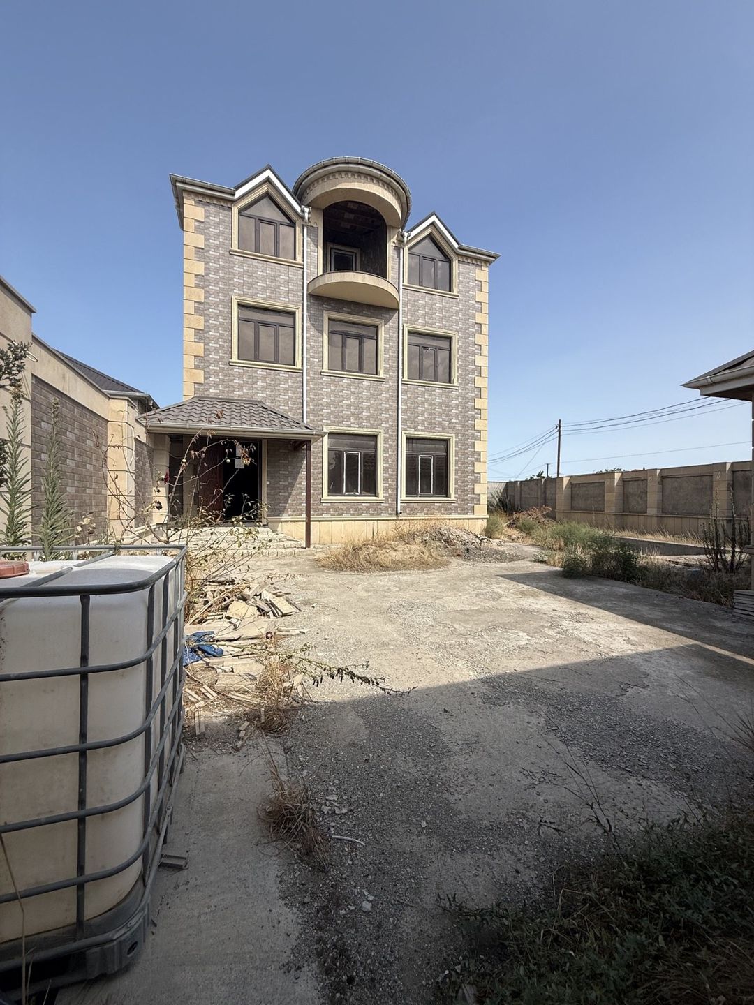 Satılır 6 otaqlı həyət evi/bağ evi 300 m² — Ev, villa, Bakı (4)