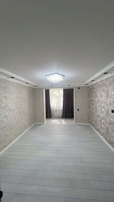 Satılır 3 otaqlı köhnə tikili 80 m² — Bakı