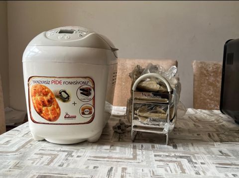 Çörəkbişirən — Bakı