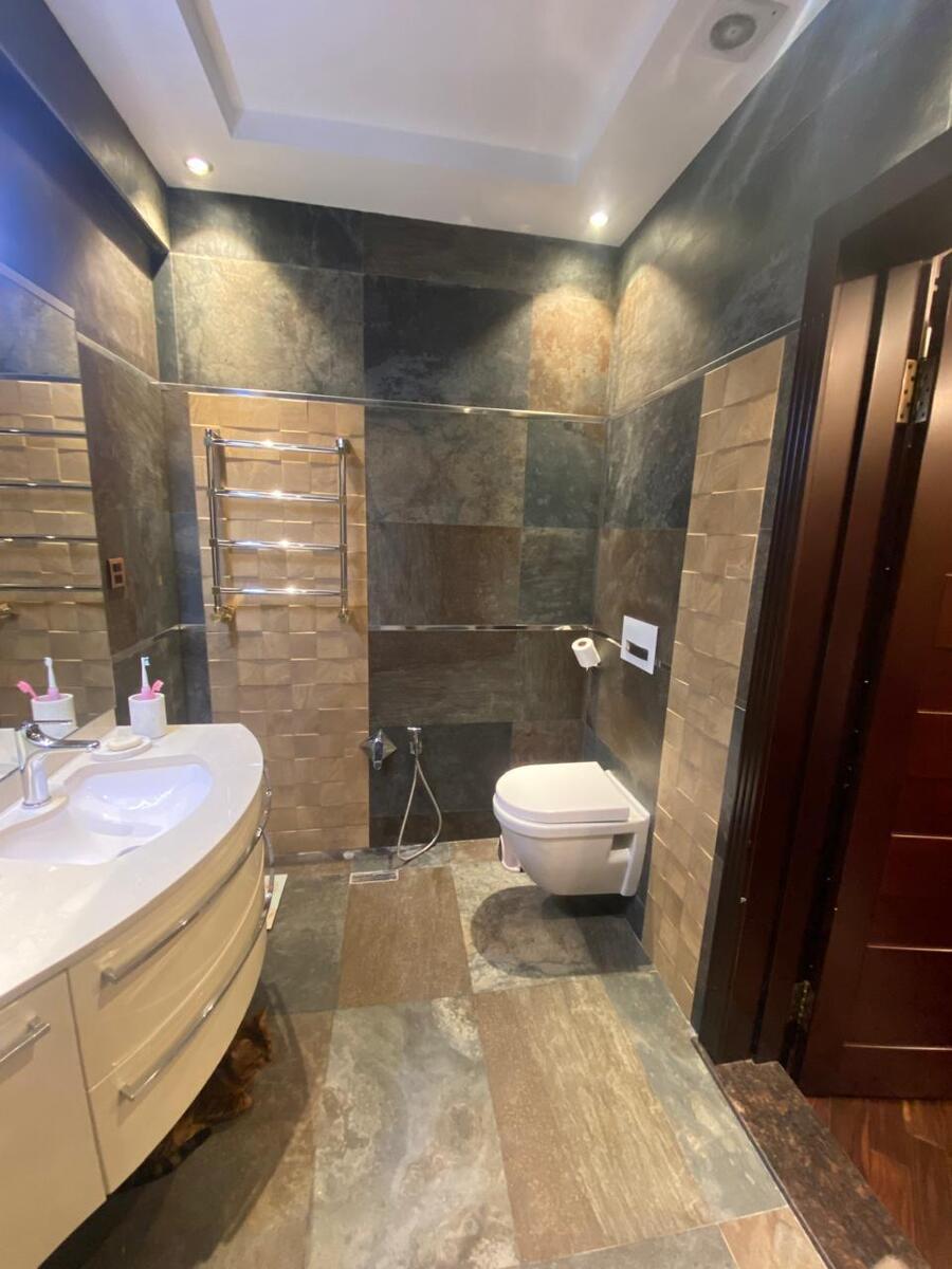 İcarəyə verilir 3 otaqlı yeni tikili 138 m² — Mənzil, Bakı (11)