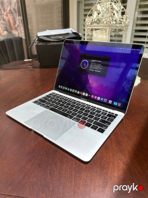 Apple MacBook Air Retina — Bakı