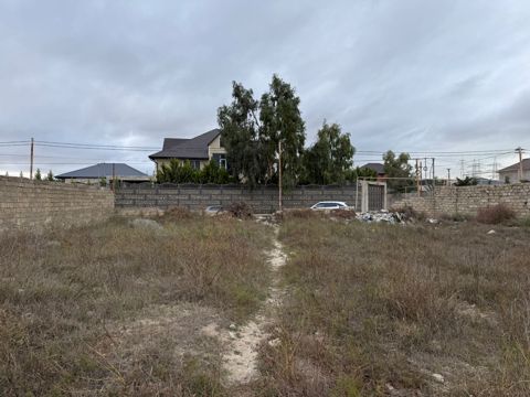 8.33 sot torpaq sahəsi, Şüvəlan qəs — Bakı
