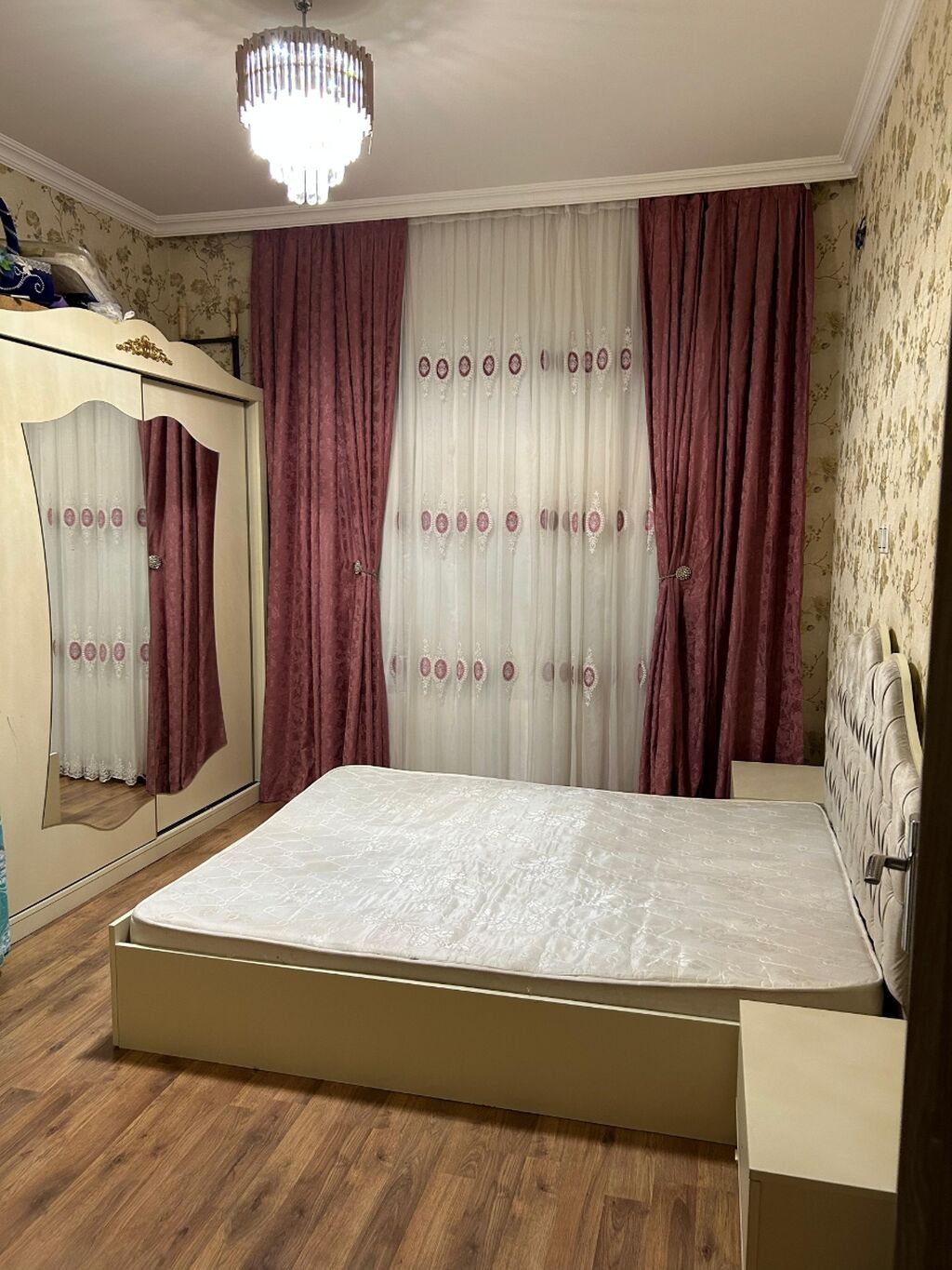 Geniş və zövqlü şəkildə təmir olunmuş 2 otaqlı mənzil interyeri — Mənzil, Bakı (3)
