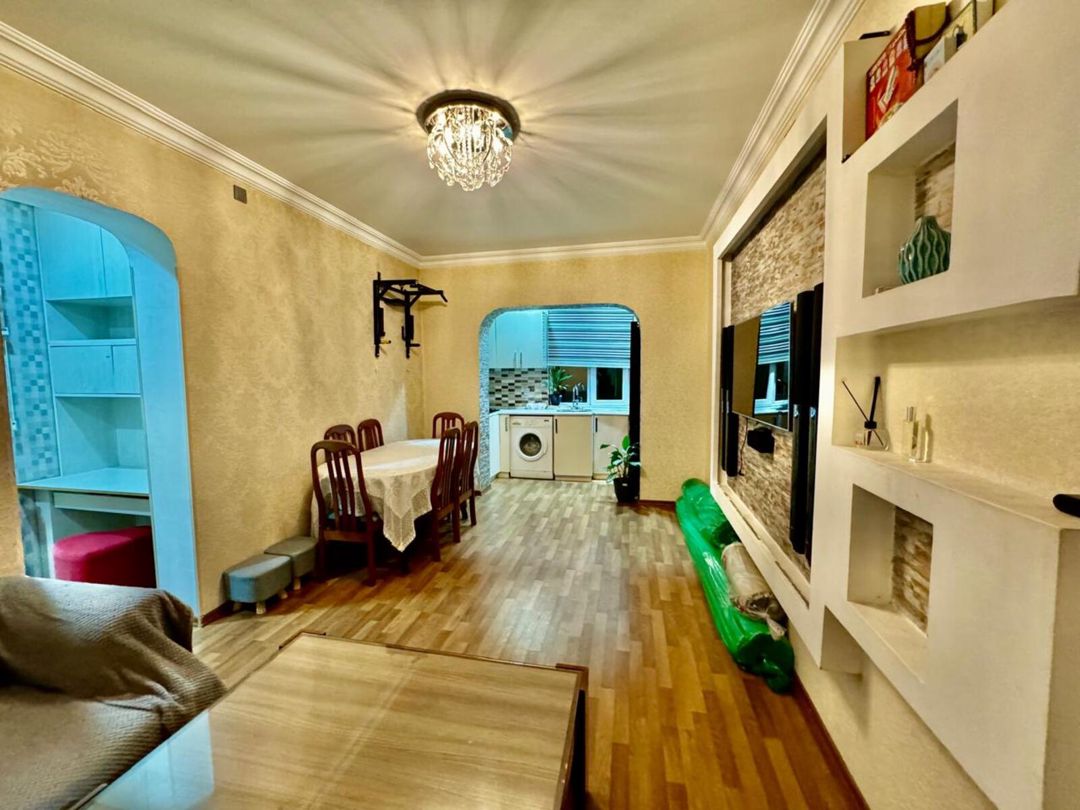 Satılır 2 otaqlı köhnə tikili 52 m² — Mənzil, Bakı (5)