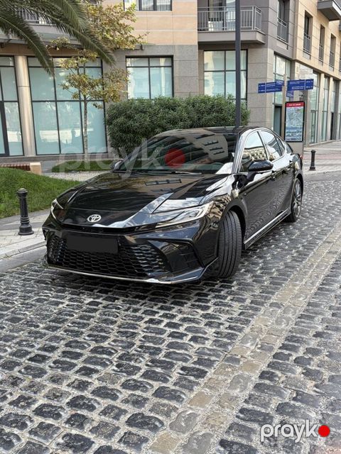 Toyota Camry, 2.0 L, 1 kWh, 2025 il, 11 000 km