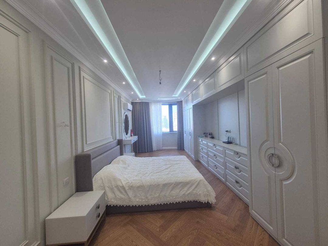 Satılır 4 otaqlı yeni tikili 166 m² — Mənzil, Bakı (8)