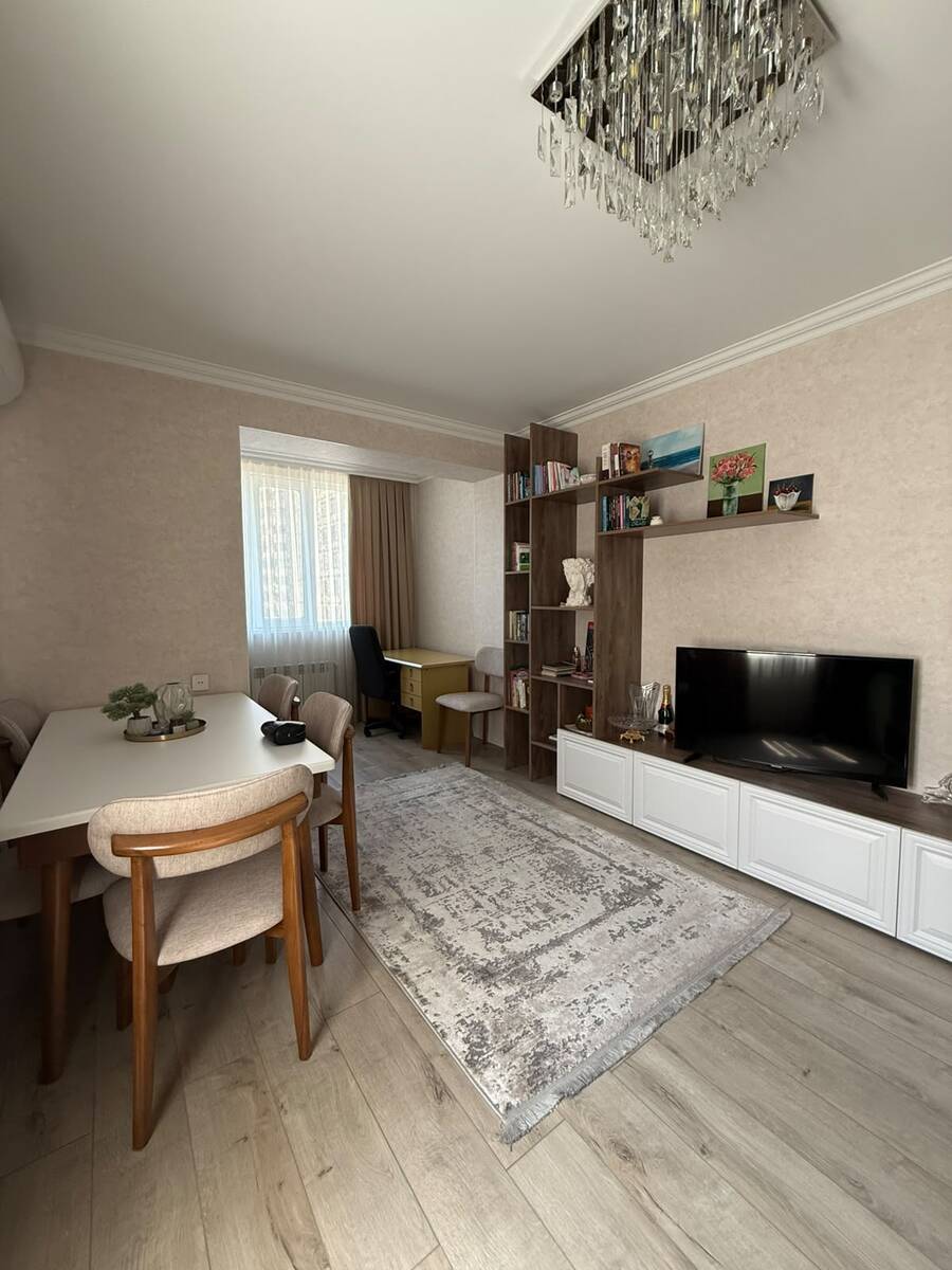 Satılır 2 otaqlı köhnə tikili 70 m² — Mənzil, Bakı (3)
