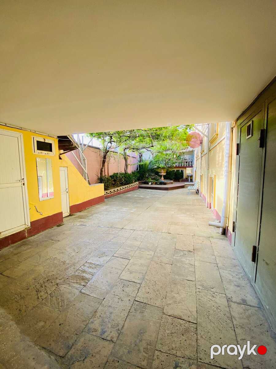 Satılır 8 otaqlı həyət evi/bağ evi 350 m² — Ev, villa, Bakı (5)
