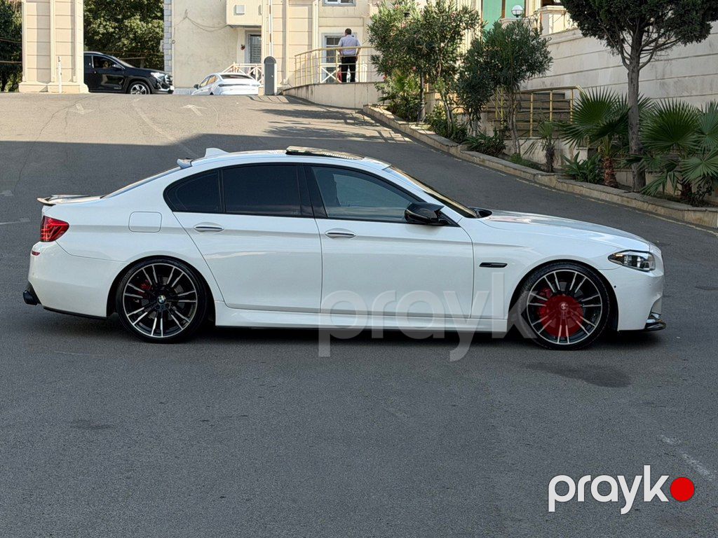 BMW 535, 3.0 L, 2015 il, 31 800 km — Avtomobillər, Gəncə (6)