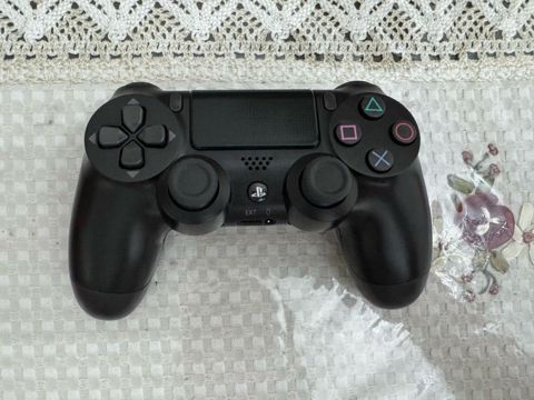Playstation 4 pultu — Bakı