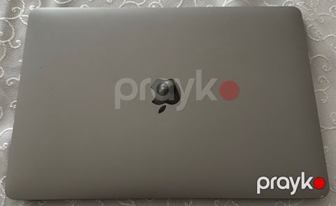 Apple MacBook Air 13″ Retina 2020 — 8/256 GB — Bakı