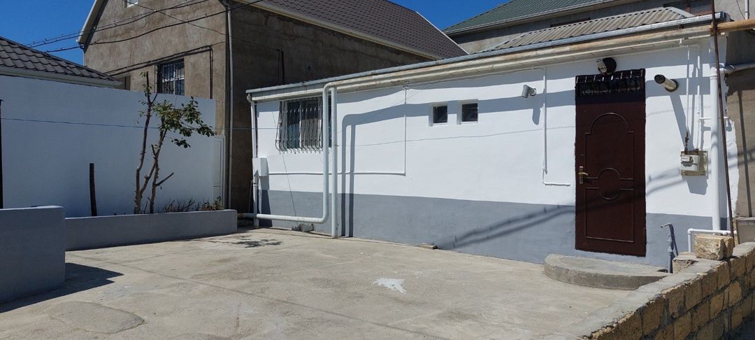 Həyət evi, Azadlıq m — Ev, villa, Bakı (2)