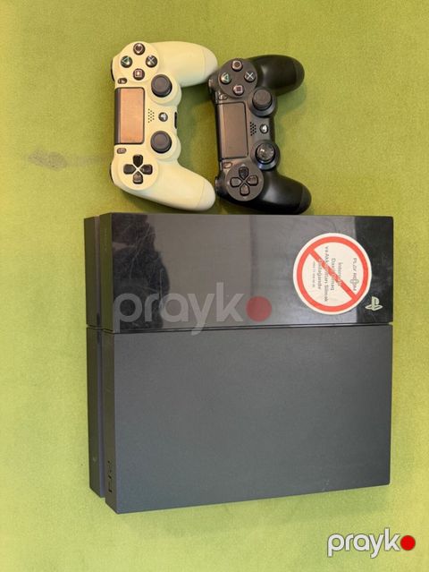 Sony PlayStation 4 (PS4) oyun konsolu 2 eded pult 512 ideal veziyyetde — Bakı