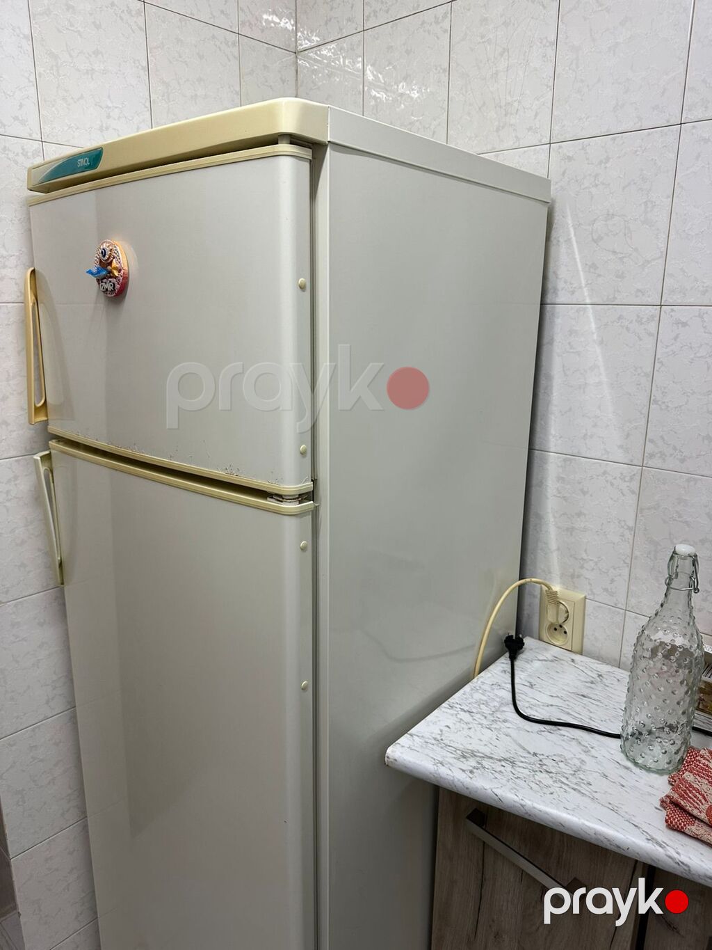 Soyuducu 170 azn tam işləydi ünvan şamaxinka 15000 Nəzrin — Soyuducular, Bakı