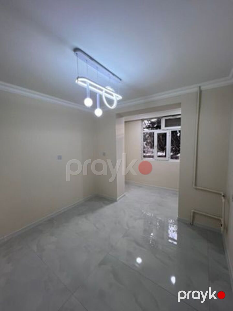 Satılır 4 otaqlı köhnə tikili 110 m² — Mənzil, Bakı (4)