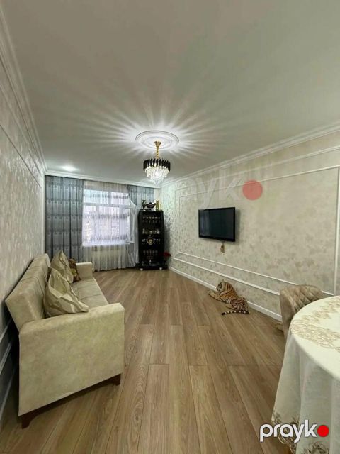 Satılır 3 otaqlı köhnə tikili 85 m² — Bakı