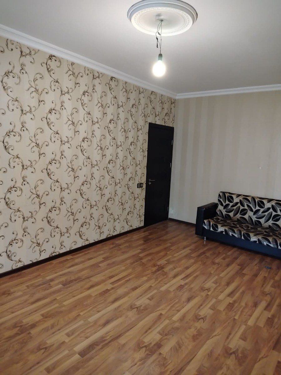 Satılır 2 otaqlı köhnə tikili 60 m² — Mənzil, Bakı (2)