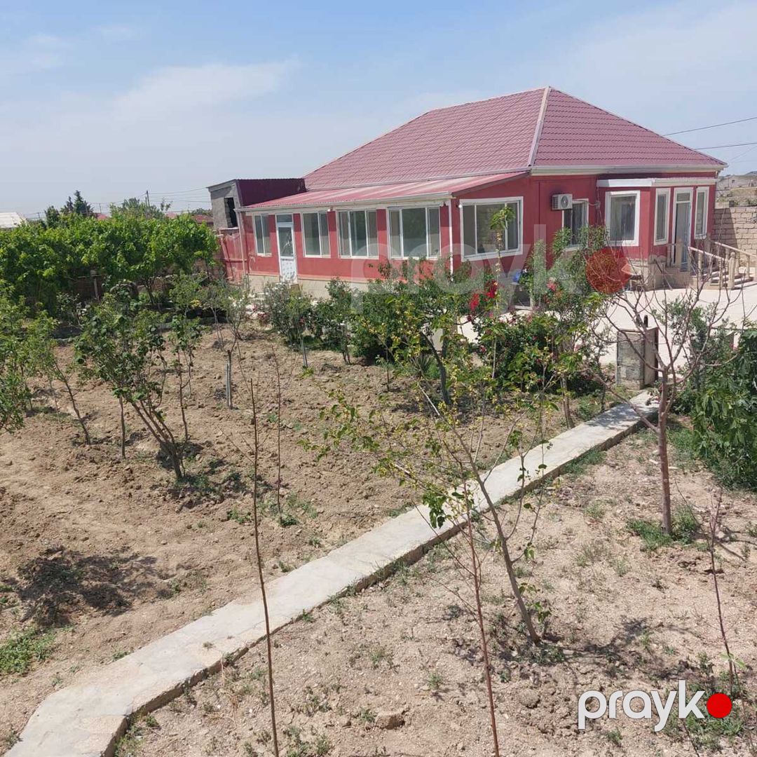 Satılır 4 otaqlı həyət evi/bağ evi 130 m² — Ev, villa, Bakı (3)
