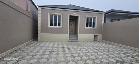 Satılır 3 otaqlı həyət evi/bağ evi 90 m² — Bakı