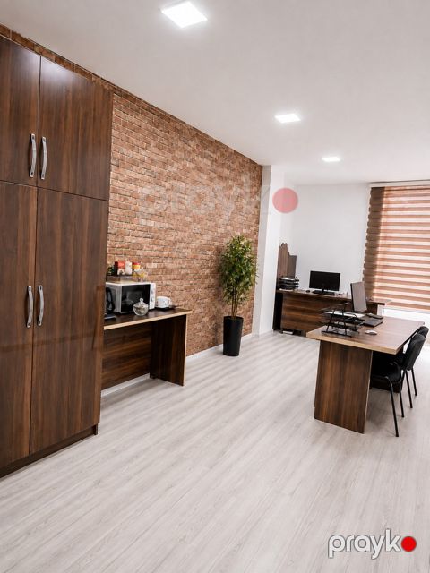 İcarəyə verilir 2 otaqlı ofis 64 m²