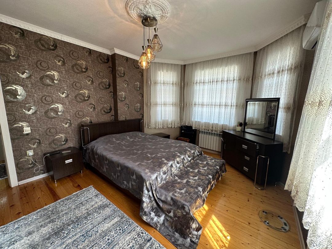 Satılır 8 otaqlı həyət evi/bağ evi 320 m² — Ev, villa, Bakı (9)