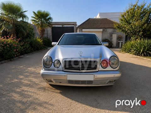 Mercedes E 240, 2.4 L, 1998 il, 450 000 km