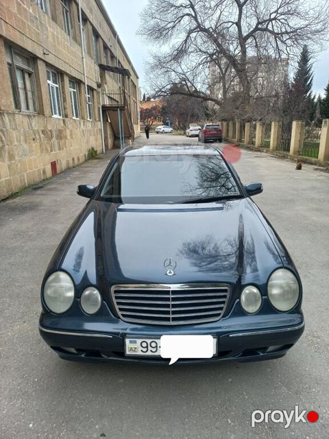 Mercedes E 220, 2.2 L, 2001 il, 343 000 km