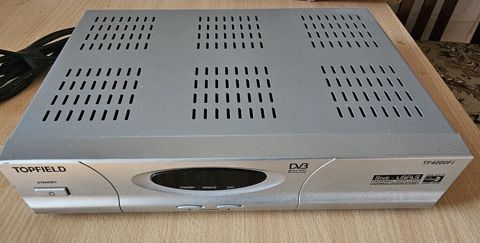 Topfield TF4000Fi rəqəmsal peyk qəbulu - DVB uyğundur: rəqəmsal peyk — Bakı