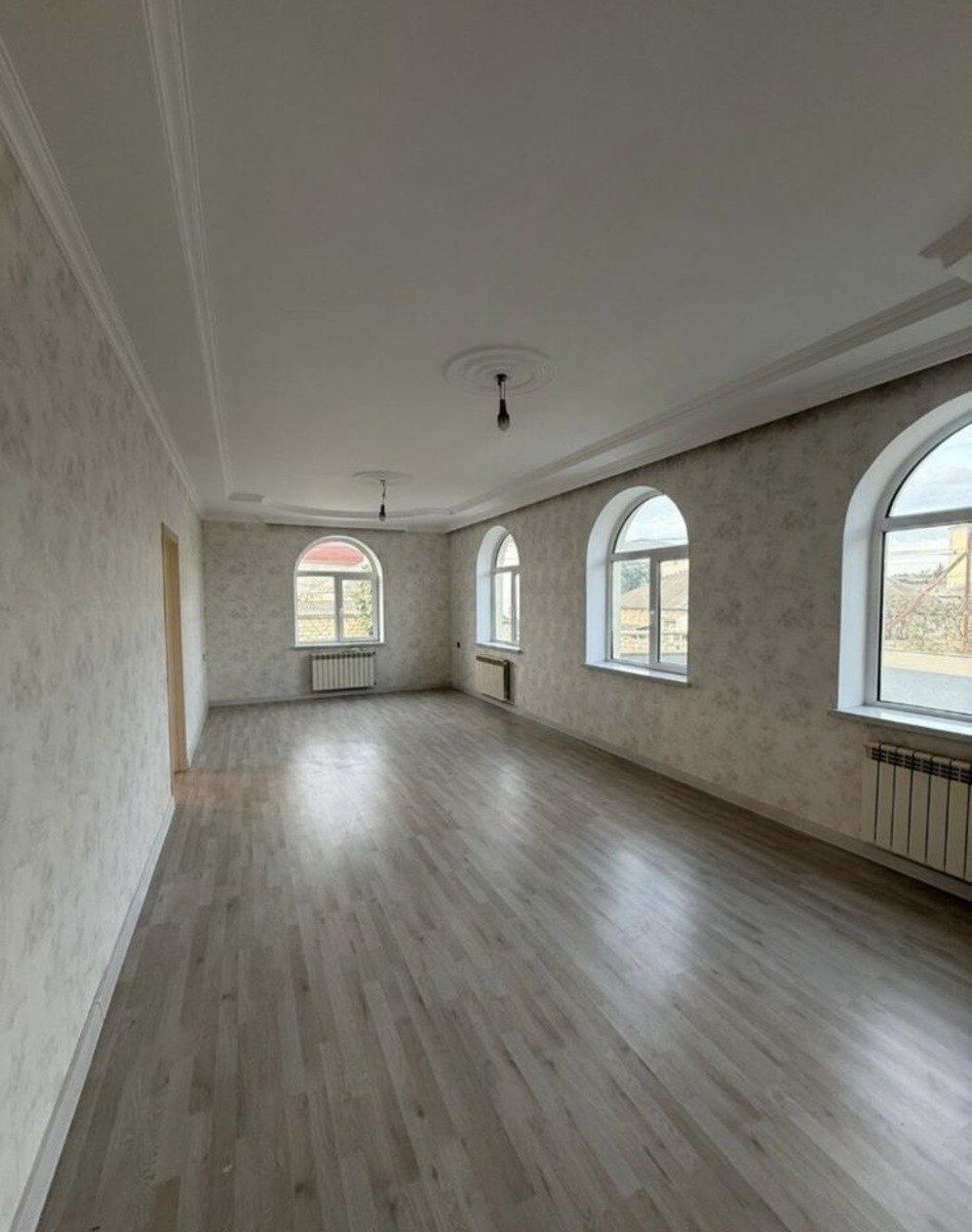 Satılır 4 otaqlı həyət evi/bağ evi 150 m² — Ev, villa, Bakı (7)