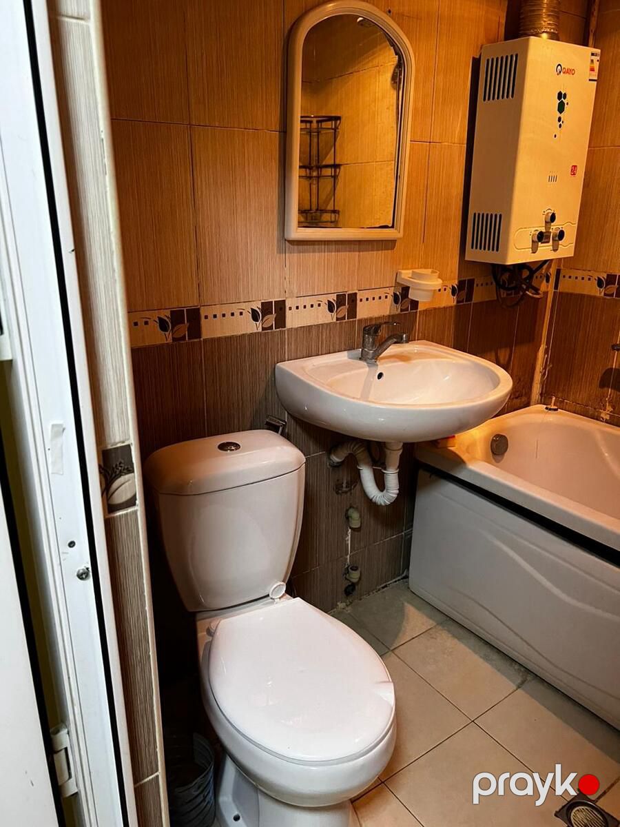 İcarəyə verilir 2 otaqlı köhnə tikili 40 m² — Mənzil, Bakı (8)