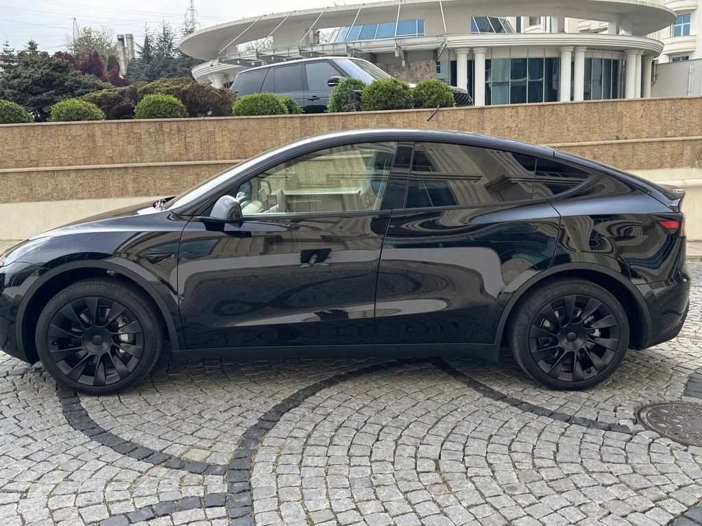 Tesla Model Y, 75 kWh, 2023 il, 32 541 km — Avtomobillər, Bakı (6)