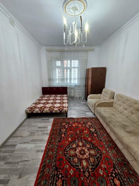 Satılır 1 otaqlı köhnə tikili 40 m² — Bakı