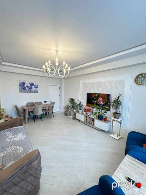 Satılır 3 otaqlı yeni tikili 90 m²