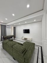 İcarəyə verilir 3 otaqlı yeni tikili 115 m² — Məhəmməd bəy